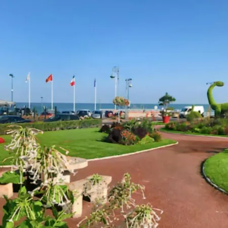 Flat With Sea View Near Deauville * Villers-sur-Mer
